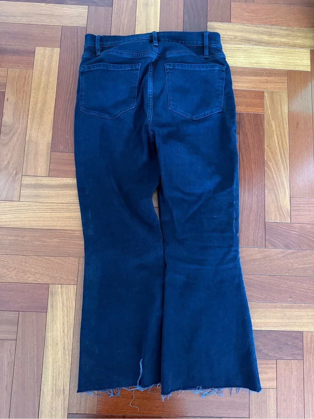 Frame Denim Deep Indigo Le Crop Flare Jeans